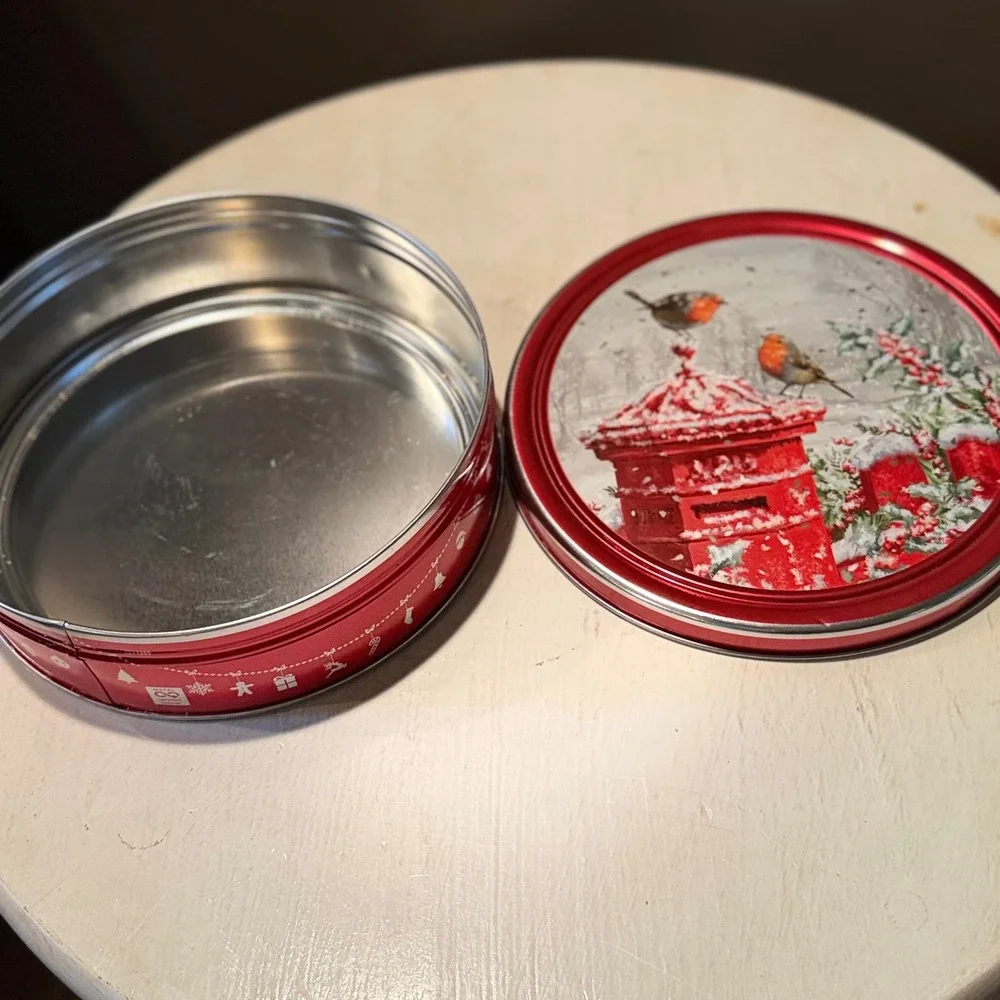 Round Christmas Tin Red Mailbox Robin Snow‎ Holiday Storage Container
